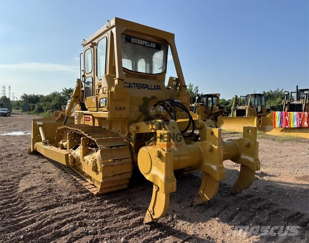 CAT D7G Buldožerji goseničarji