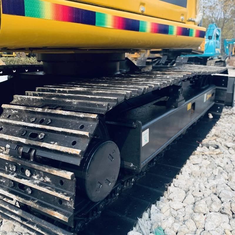 Komatsu PC 70 Bagri goseničarji