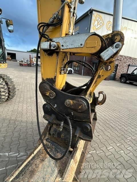 CAT M 318 F Bagri na kolesih