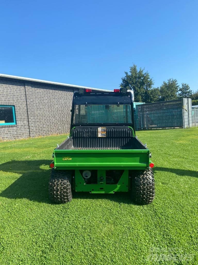 John Deere TH 6x4 Terenska vozila