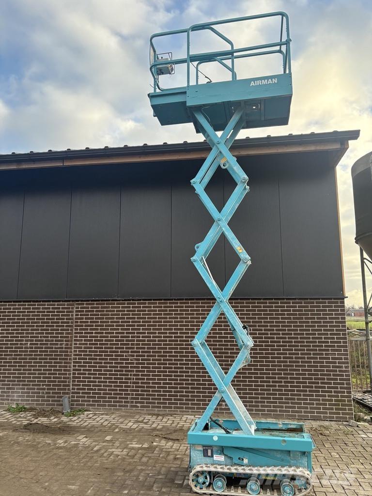 Airman Encl045 Druga dvigala in dvižne ploščadi