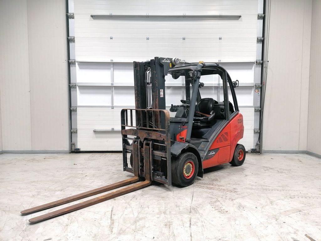 Linde H30T-02 Plinski viličarji