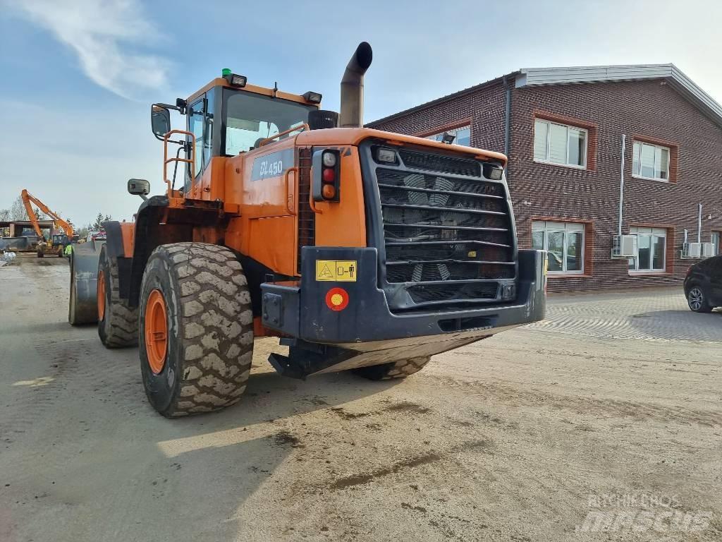 Doosan DL 450 Kolesni nakladalci