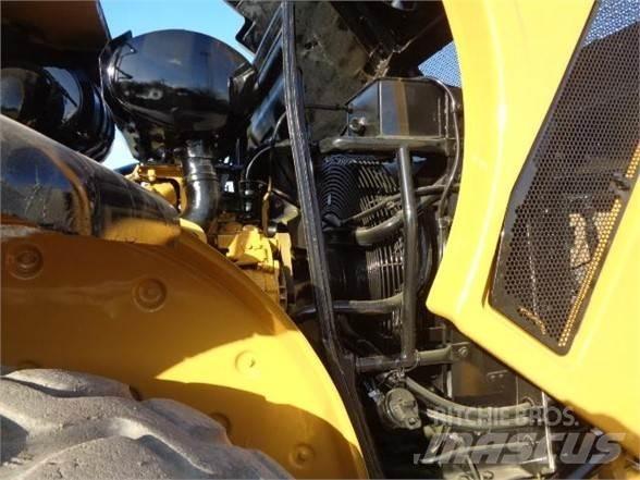 CAT 950H Kolesni nakladalci