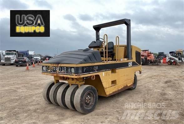 CAT PS-200B Kolesni valjarji s pnevmatikami