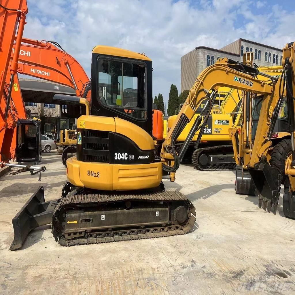 CAT 304 C Mini bagri <7t