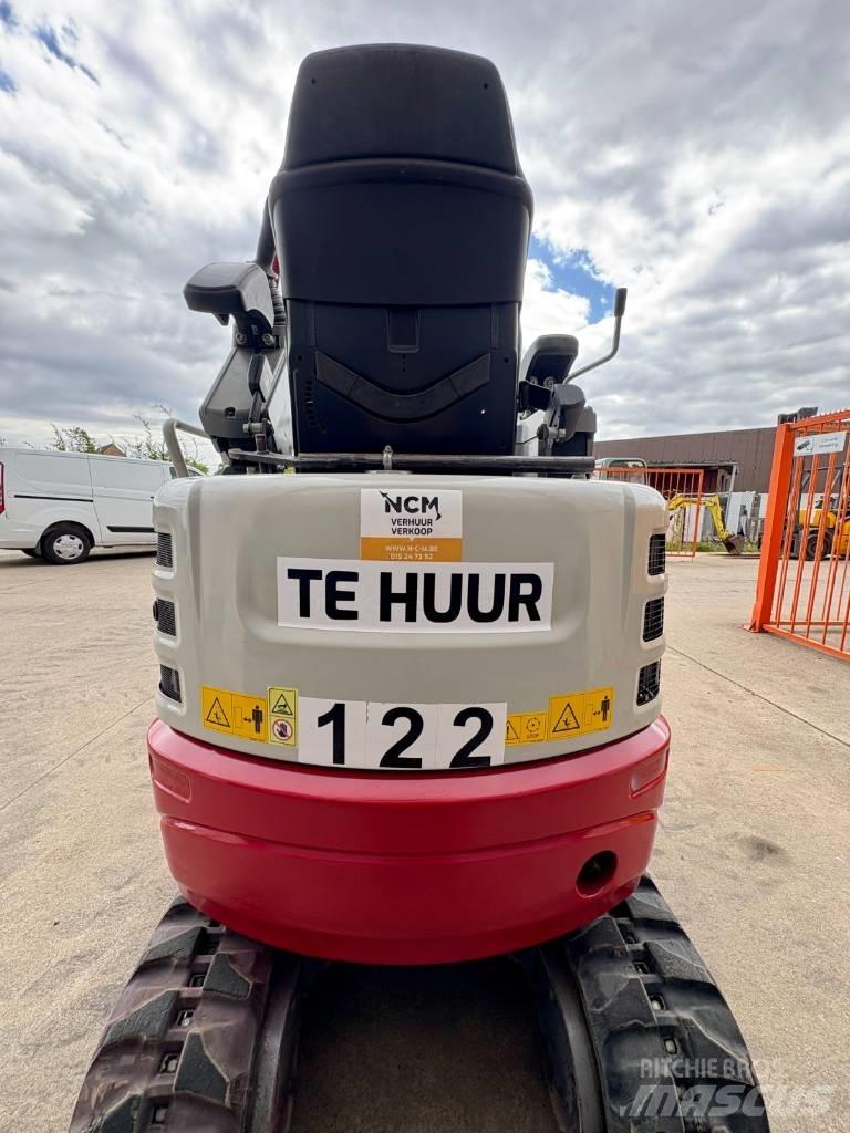 Takeuchi TB 217 R Mini bagri <7t