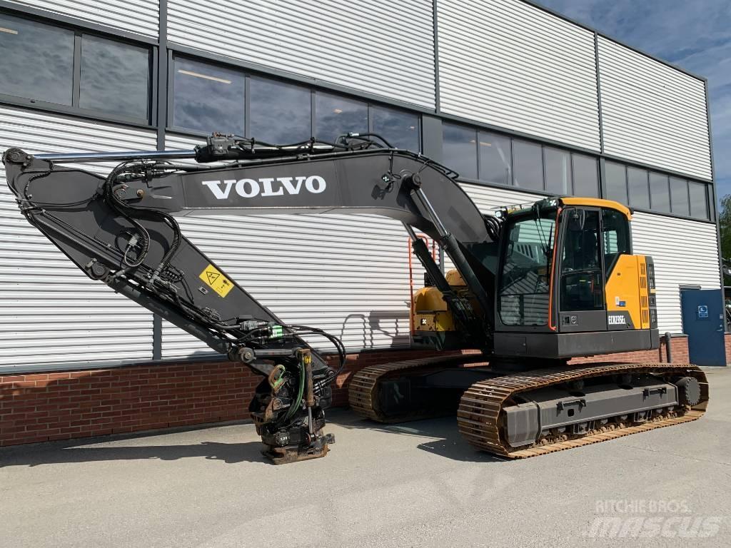 Volvo ECR235EL Bagri goseničarji