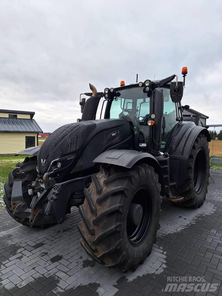 Valtra T 254 Traktorji