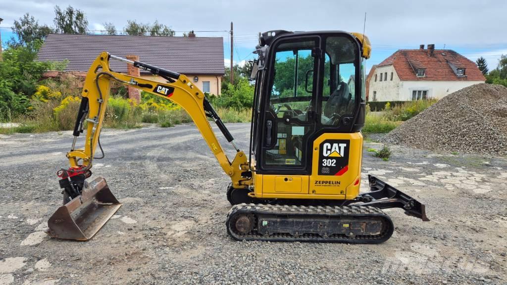 CAT 302 CR Mini bagri <7t