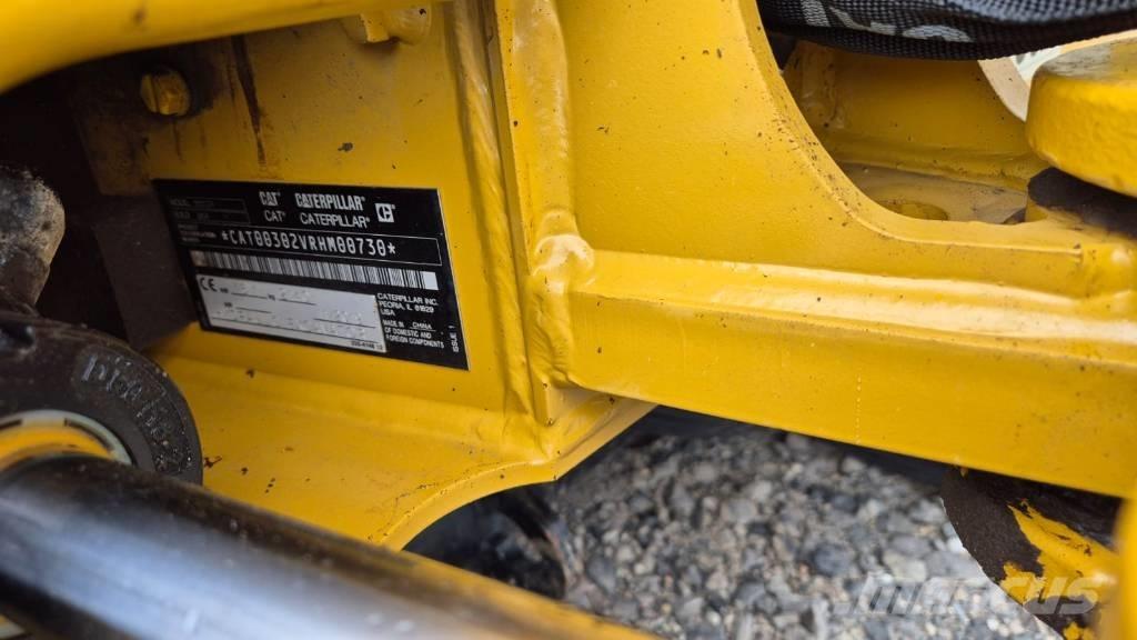 CAT 302 CR Mini bagri <7t