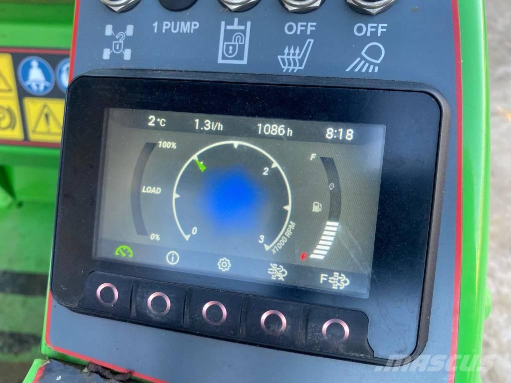 Avant 755 i Kolesni nakladalci