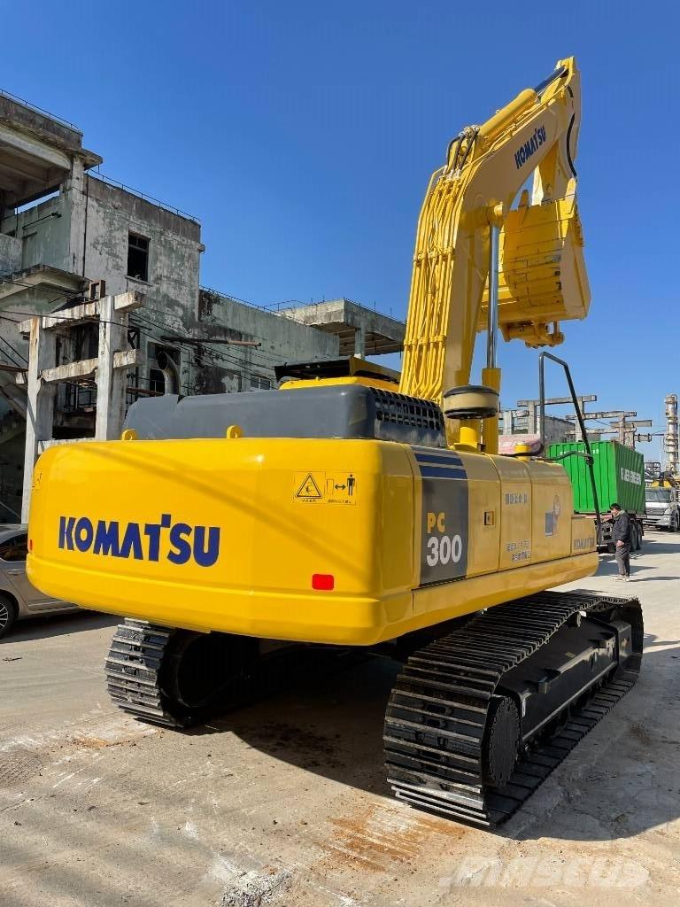 Komatsu PC 300-7 Bagri goseničarji