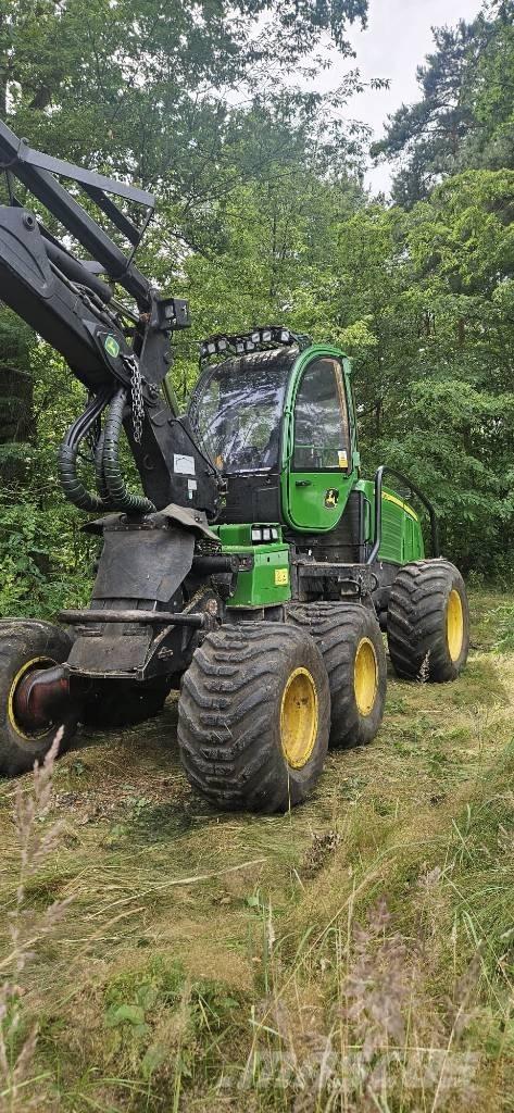 John Deere 1070e Harvesterji