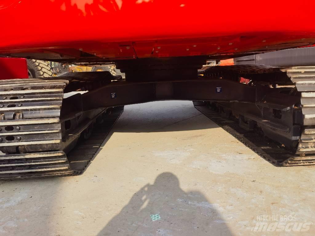 Doosan DX 140 Bagri goseničarji