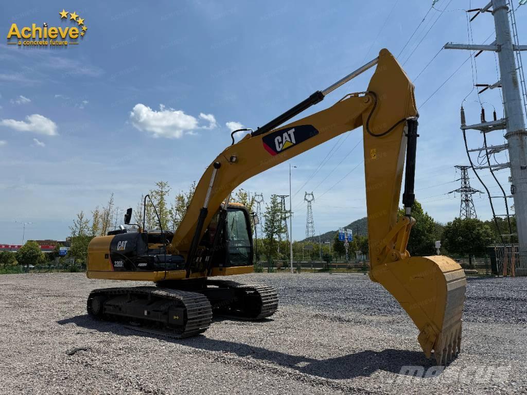 CAT 320 D2 Bagri goseničarji