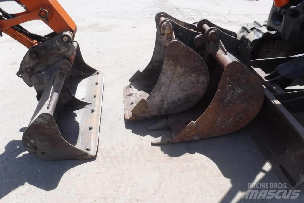 Hitachi ZX 85 US B-6 Midi bagri 7t – 12t