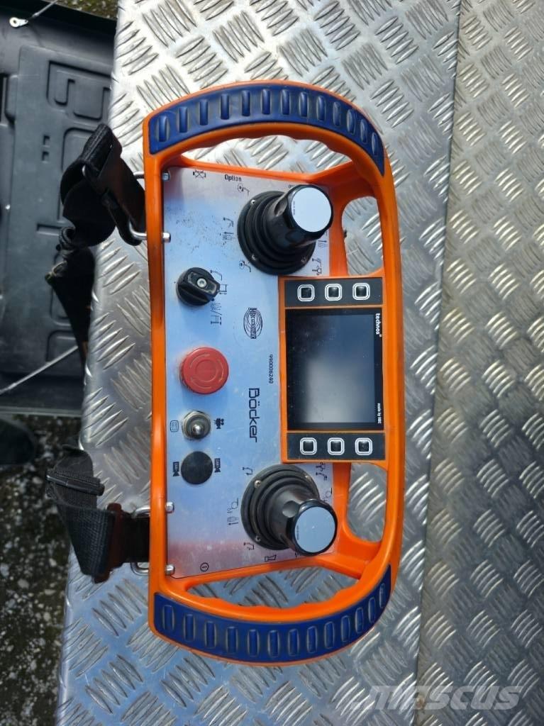 Böcker AHK 36/2400 Druga dvigala/žerjavi