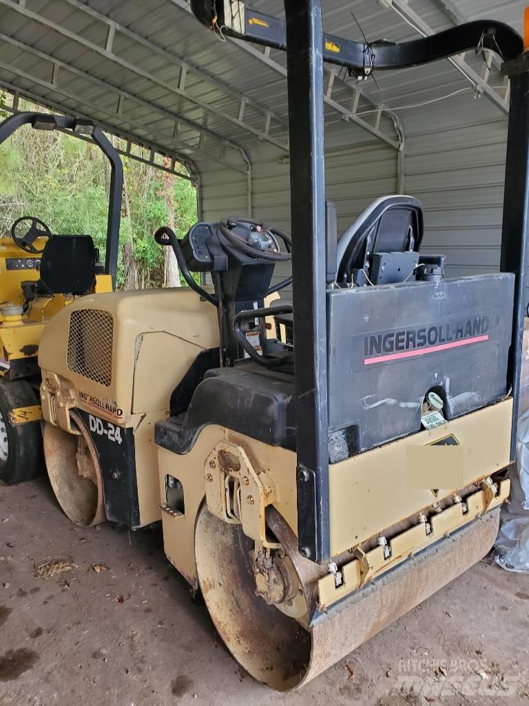 Ingersoll Rand DD 24 Dvojni valjarji