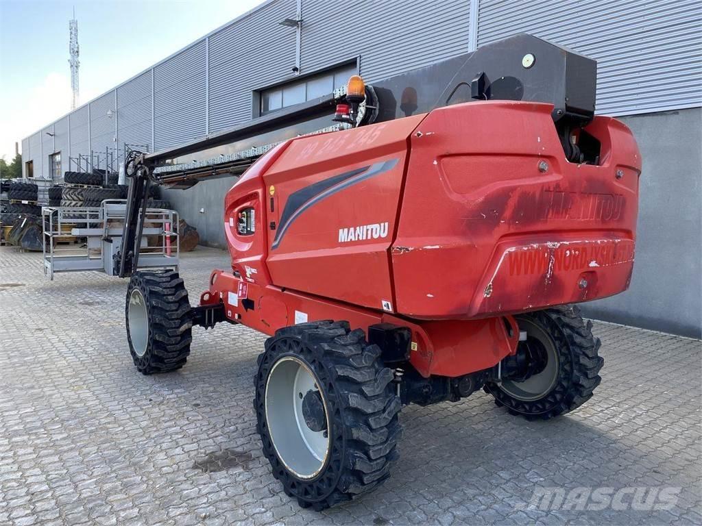Manitou 200TJ+ Zglobne dvižne ploščadi