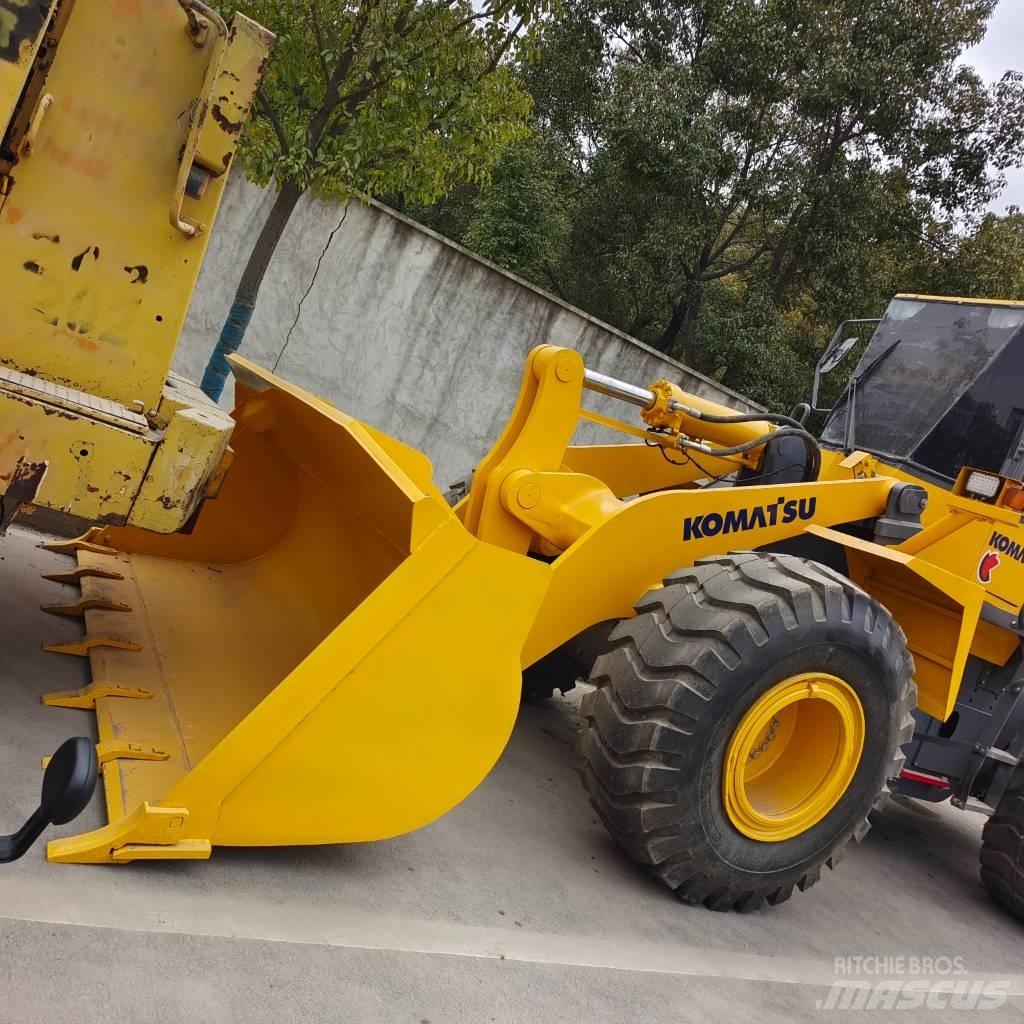 Komatsu WA 380-3 Kolesni nakladalci
