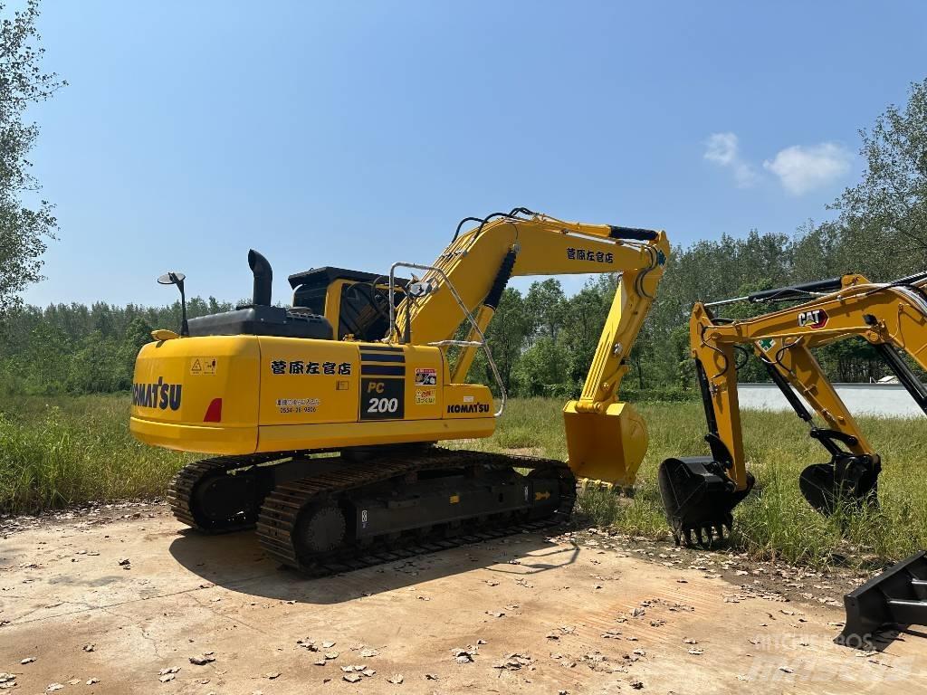 Komatsu PC200-8 Bagri goseničarji