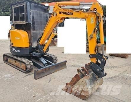 Hyundai Robex 25 Z Mini bagri <7t