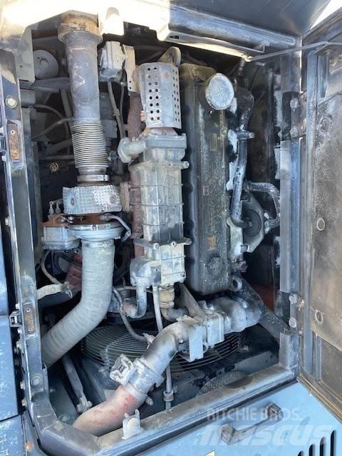 Doosan DX 340 LC Bagri goseničarji