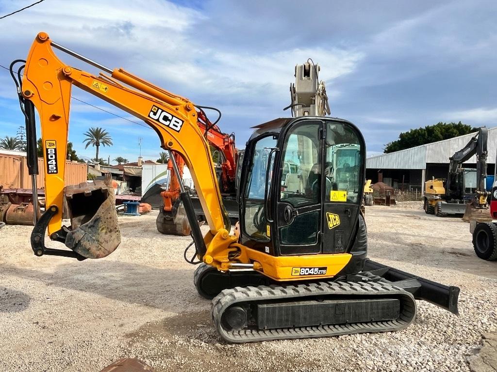 JCB 8045 ZTS Mini bagri <7t