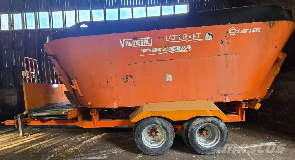 Valmetal V-Mix 700 Mešalne hranilnice