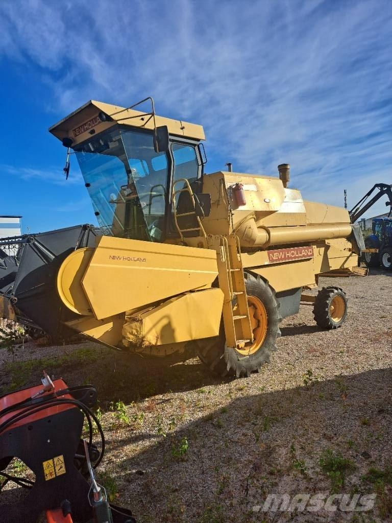 New Holland 8030 H Kombajni