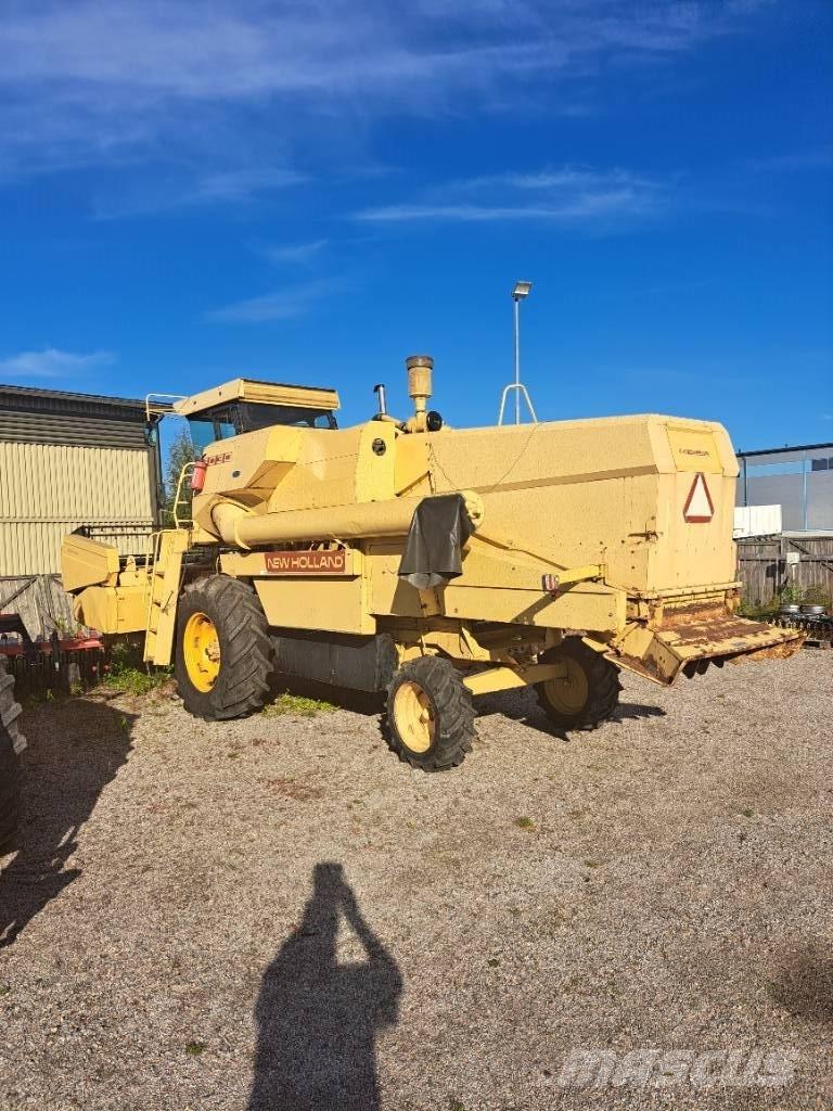 New Holland 8030 H Kombajni