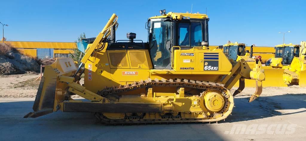 Komatsu D65EXi Buldožerji goseničarji