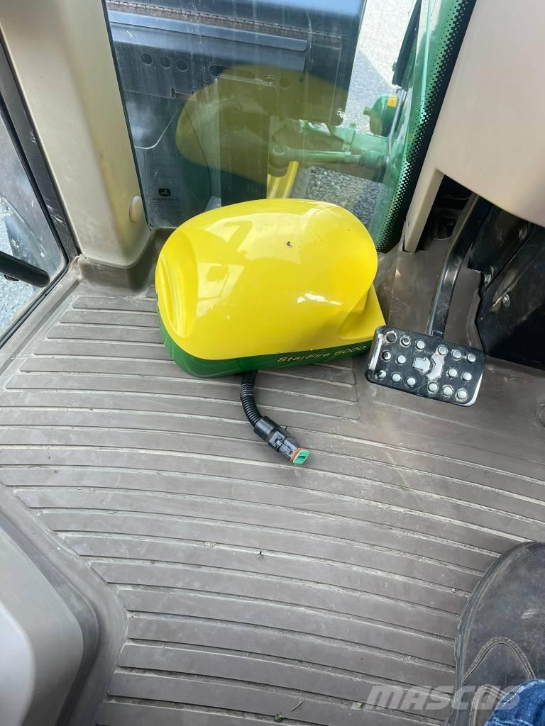 John Deere 6195 M Traktorji