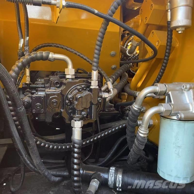 Sany SY 135 Bagri goseničarji