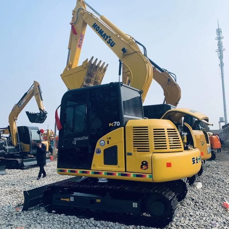 Komatsu PC 70 Bagri goseničarji
