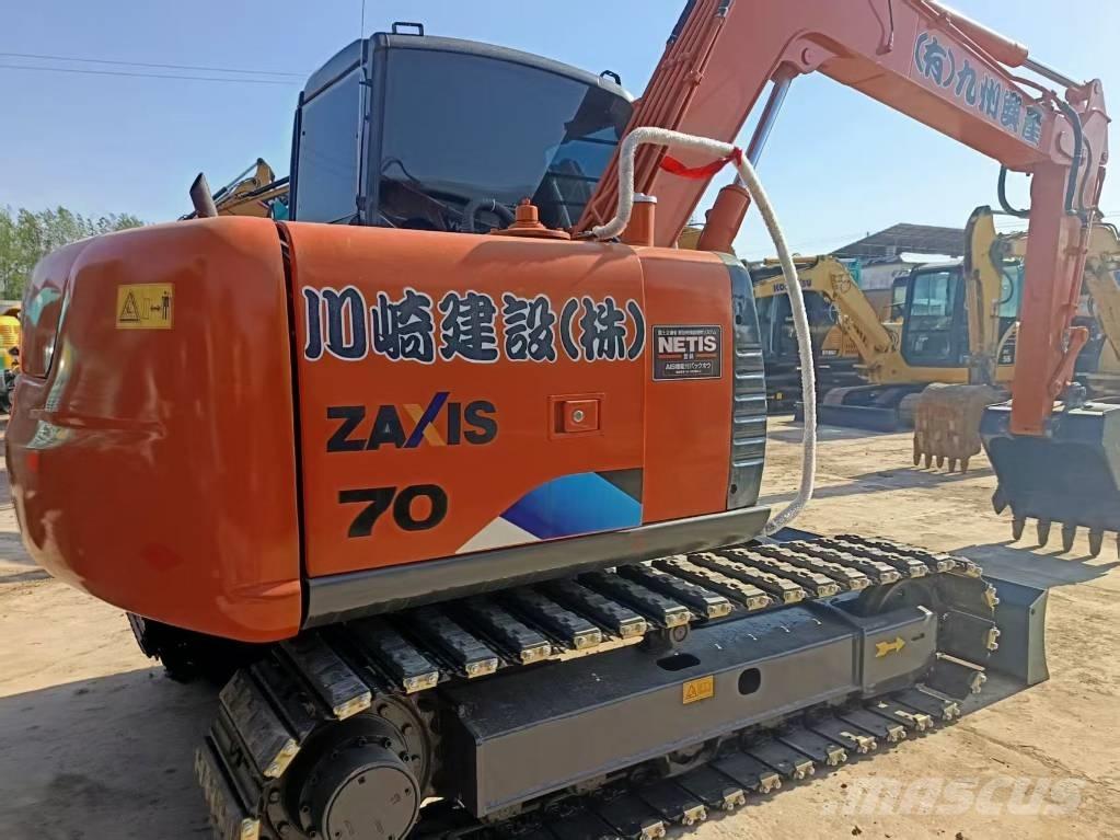 Hitachi ZX 70 Midi bagri 7t – 12t