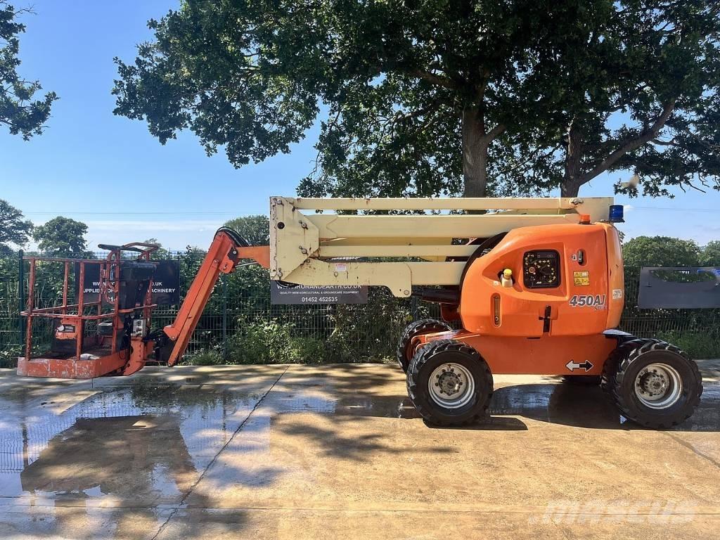JLG 450 A II Zglobne dvižne ploščadi