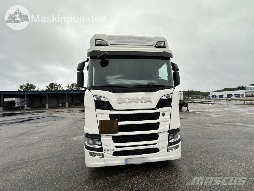 Scania R 540 Tovornjaki zabojniki
