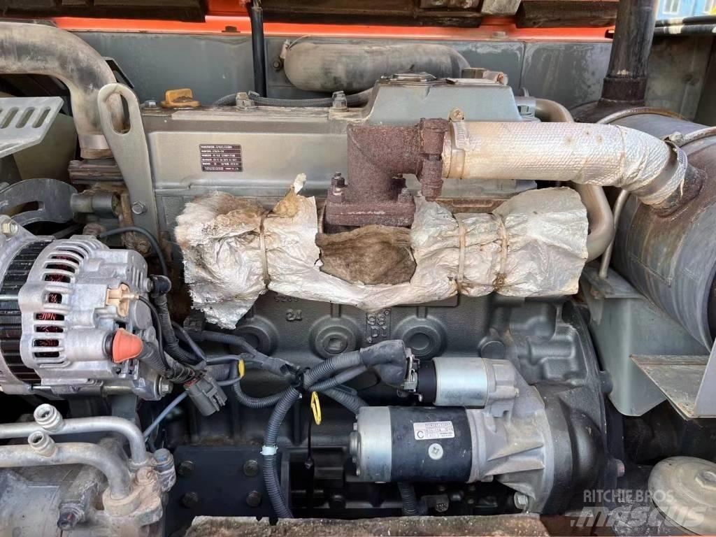 Hitachi ZX 60 Mini bagri <7t