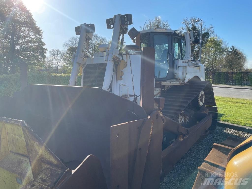 CAT D8T LGP Buldožerji goseničarji
