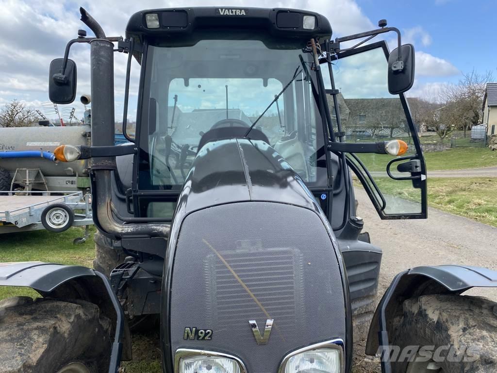 Valtra N92 HITECH Traktorji