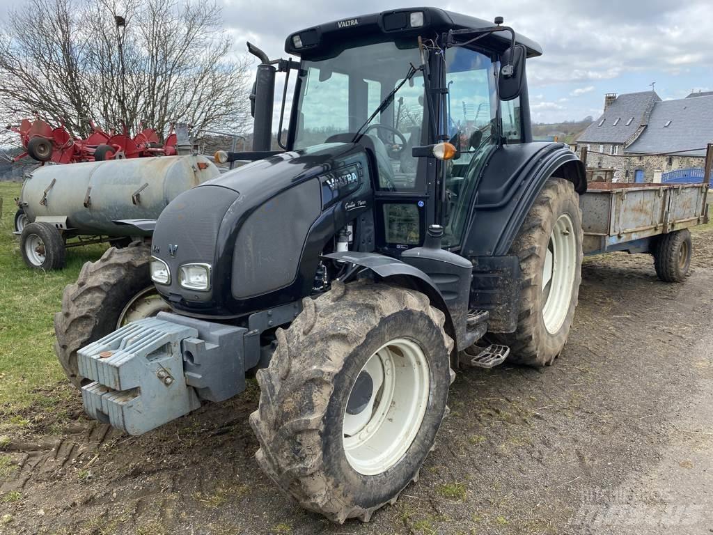 Valtra N92 HITECH Traktorji