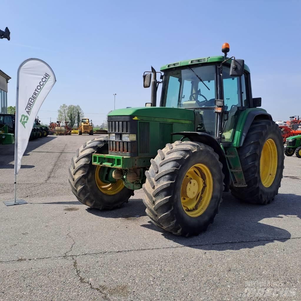John Deere 6910 Traktorji