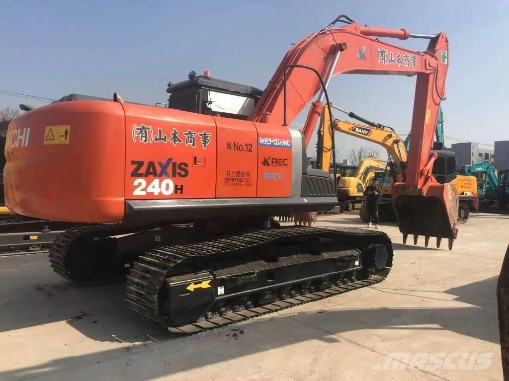 Hitachi 240-3 Bagri goseničarji