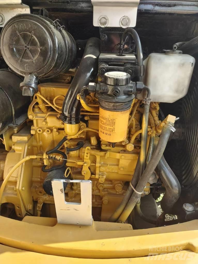 CAT 305 CR Mini bagri <7t