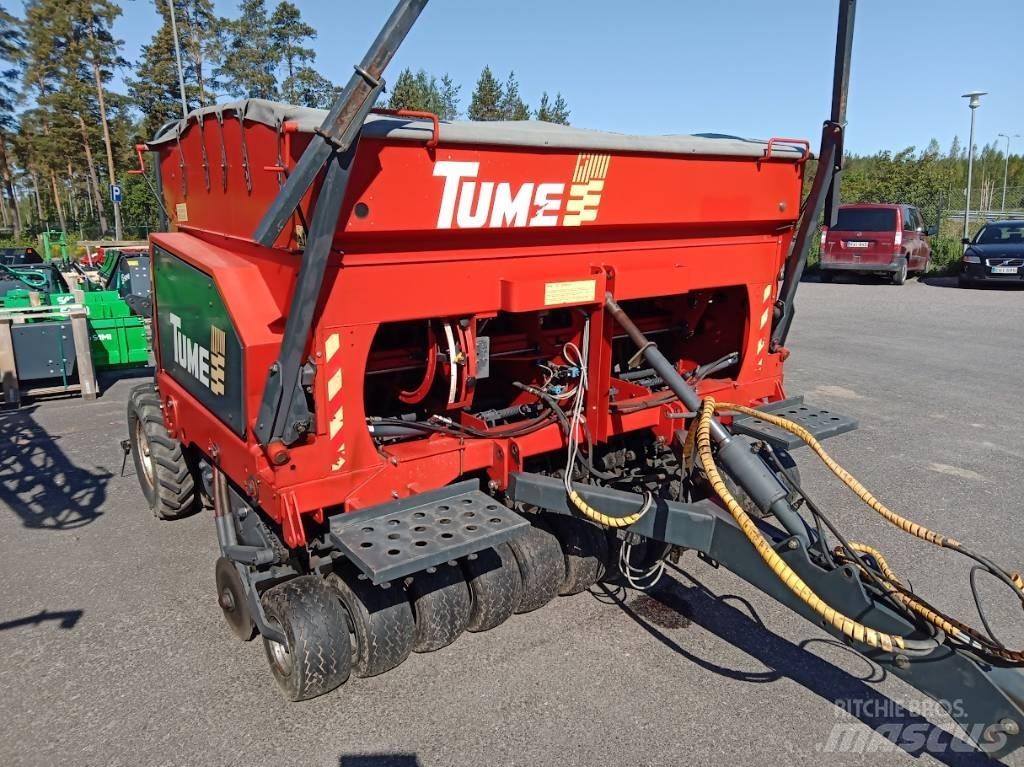Tume Novacombi3000 Kombinirane sejalnice