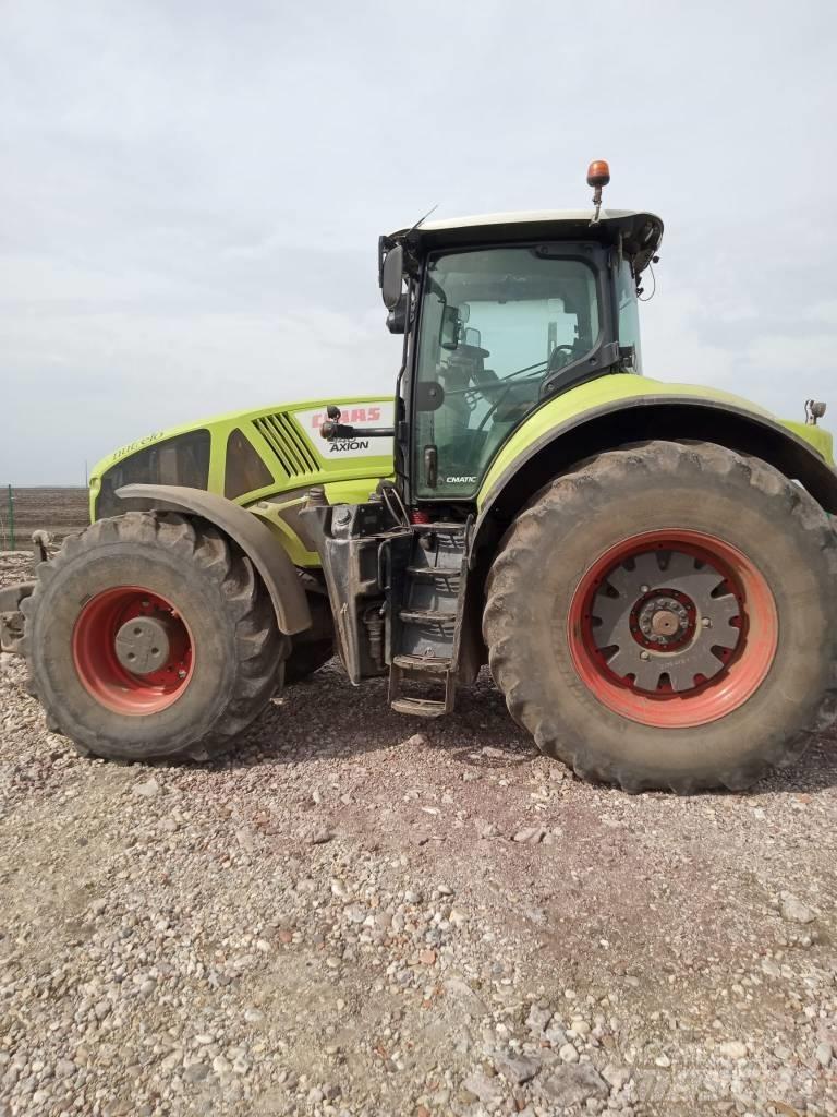 CLAAS Axion 940 SCR Traktorji