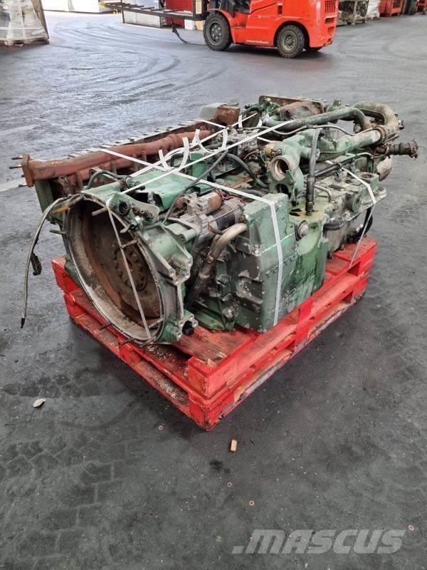 Volvo DH12D Motorji
