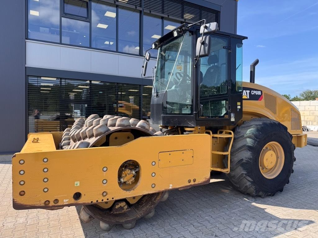 CAT CP 68 B Kompaktorji tal